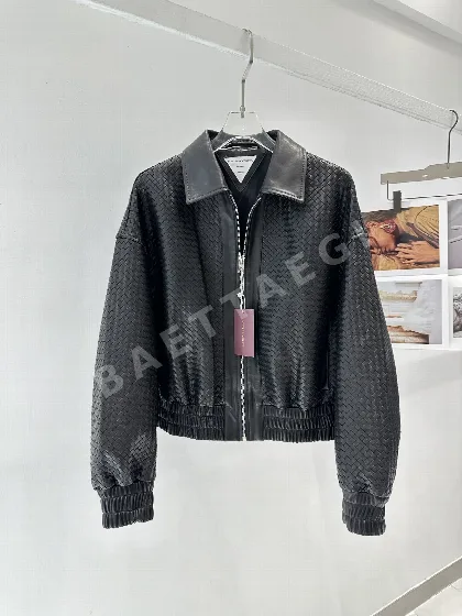 보테가베네타 꼬임 가죽 여성 자켓 194771