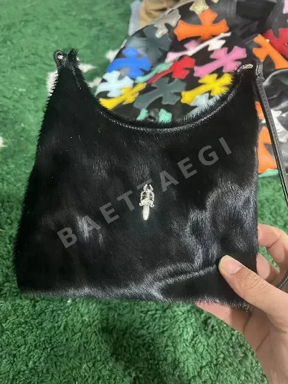 크롬하츠 소드 925 실버 호스헤어 언더암백 162872