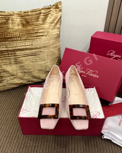 로저비비에 호피 버클 플랫슈즈 42349