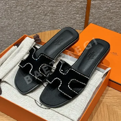 에르메스 오란 샌들 블랙 스웨이드 165708