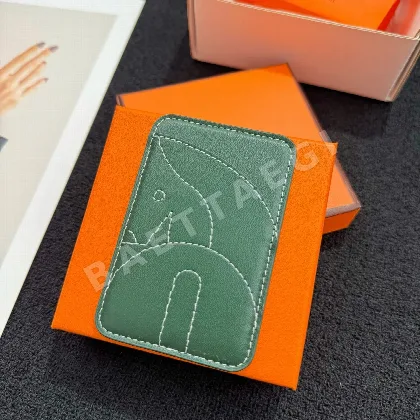 에르메스 맥세이프 자석 카드 홀더 지갑 166855