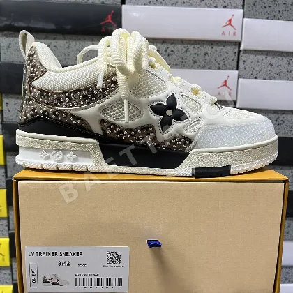 루이비통 [D1] V3 10 아이보리 브라운 205864 Louis Vuitton V3-10