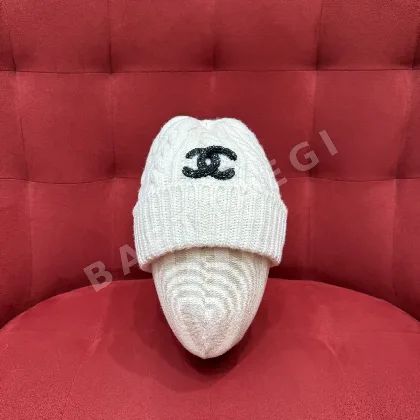 샤넬 중공 입체 꽈배기 캐시미어 모자 207994
