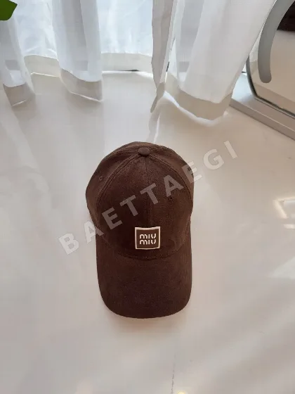 미우미우 캡 81342