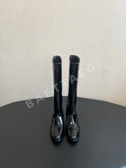 샤넬 부츠 여성 가죽 메탈로고 굽장식 178889