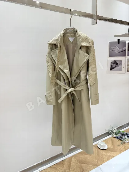 보테가베네타 여성 라펠 카라 자켓 208559