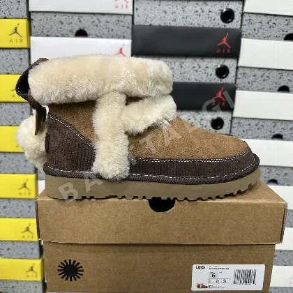 어그 [OT] 0434 209113 UGG 0434