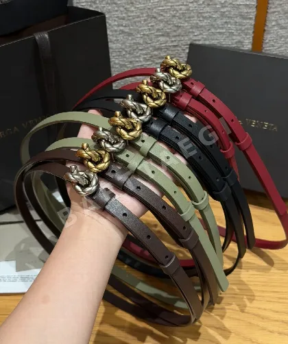 보테가베네타 슬림 소가죽 벨트 176948