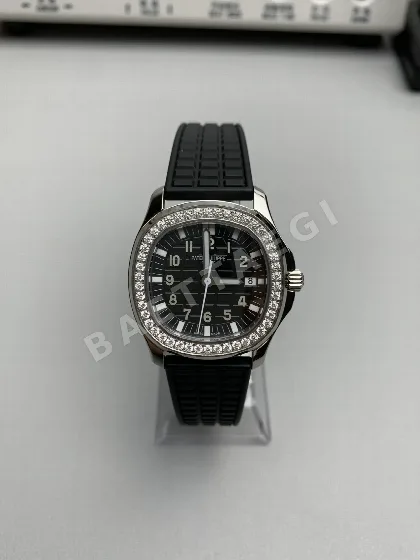 파텍필립 아쿠아넛 쿼츠 여성 시계 5067 A5067 A 44032