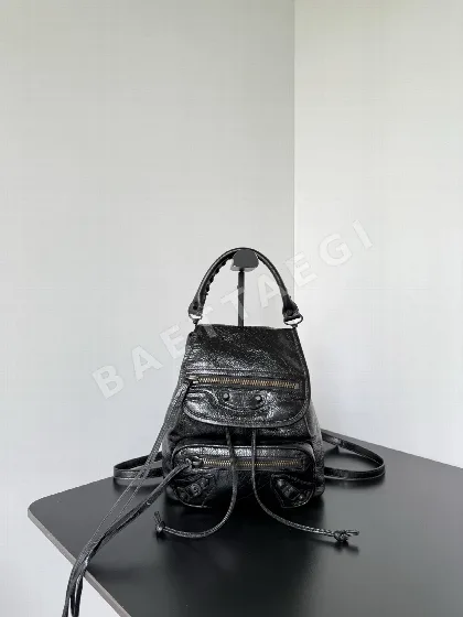 발렌시아가 르 시티 미니 백팩 166746