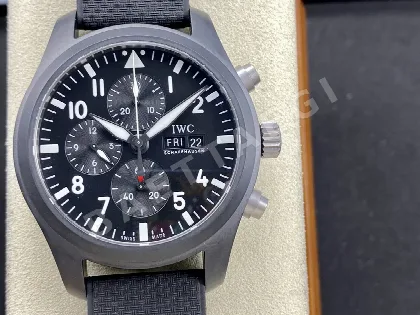 IWC 파일럿 탑건 크로노그래프 블랙 세라믹 시계 42496
