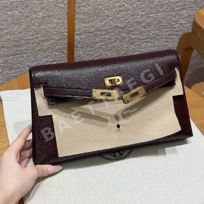에르메스 켈리 엘란 염소가죽 지갑 192453