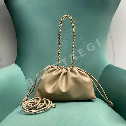 로에베 플라멩코 램스킨 드로스트링 숄더백 77231