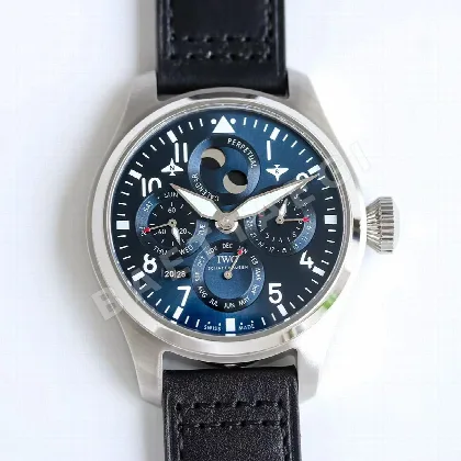 IWC 빅 파일럿 퍼페추얼 캘린더 시계 IW503605