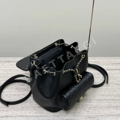 샤넬 더블 플랩 백팩 블랙 가방 32957