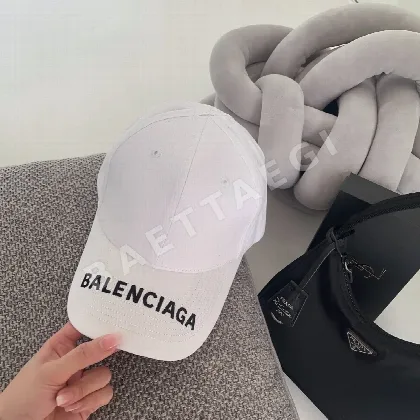 발렌시아가 클래식 캡 77984