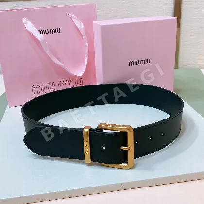 미우미우 메탈 버클 가죽 벨트 57780