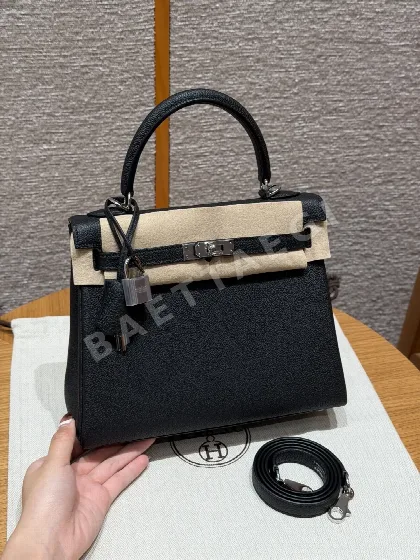 에르메스 켈리 25 블랙 토고 가죽 가방 18259