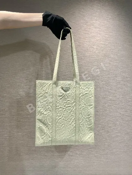 프라다 램스킨 플리츠 토트백 1BG459