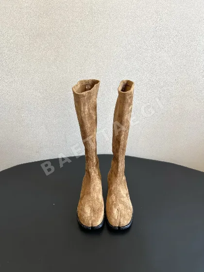 마르지엘라 부츠 스웨이드 스플릿토 207480
