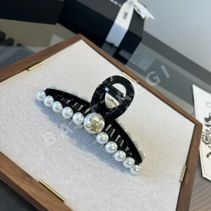 셀린느 헤어클립 185160