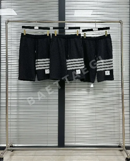 톰브라운 화이트 그레이 4바 스트라이프 면 반바지 46577