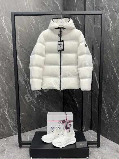 몽클레르 마사크 남성 숏 패딩 203480
