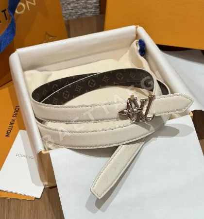 루이비통 블룸 20mm 모노그램 리버서블 벨트 181016