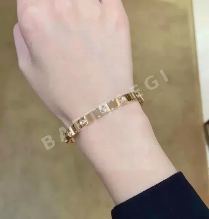 까르띠에 LOVE 와이드 다이아몬드 팔찌 61192