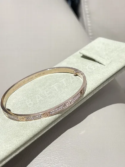 까르띠에 팔찌 61158 Cartier Bracelet